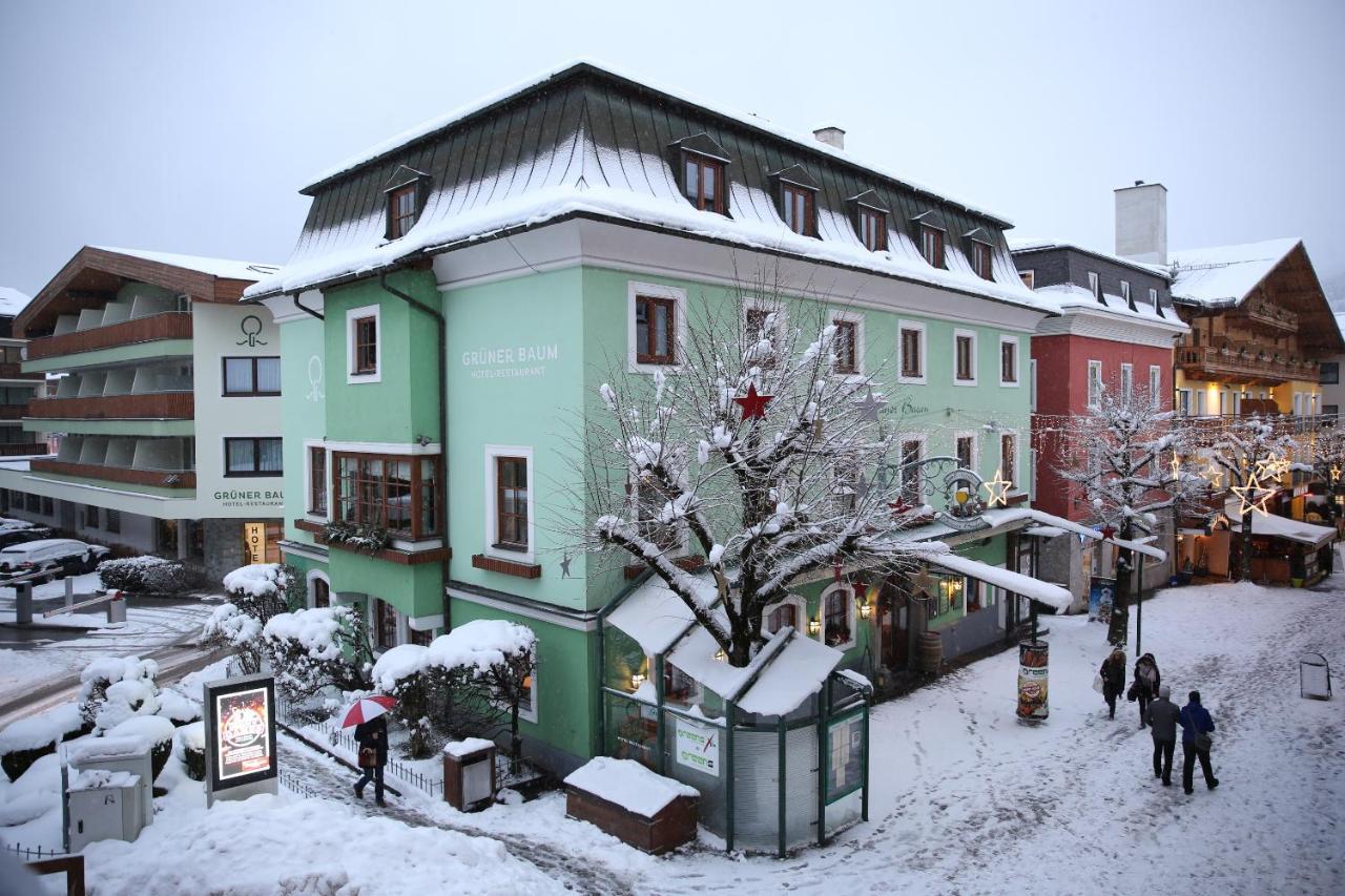 Hotel Gruener Baum Zell am See Exteriör bild